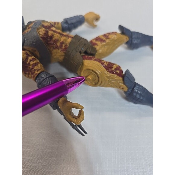 Hunter Series City Hunter Predator 7" Lanard Action Figure 2020 - Picture 6 of 8